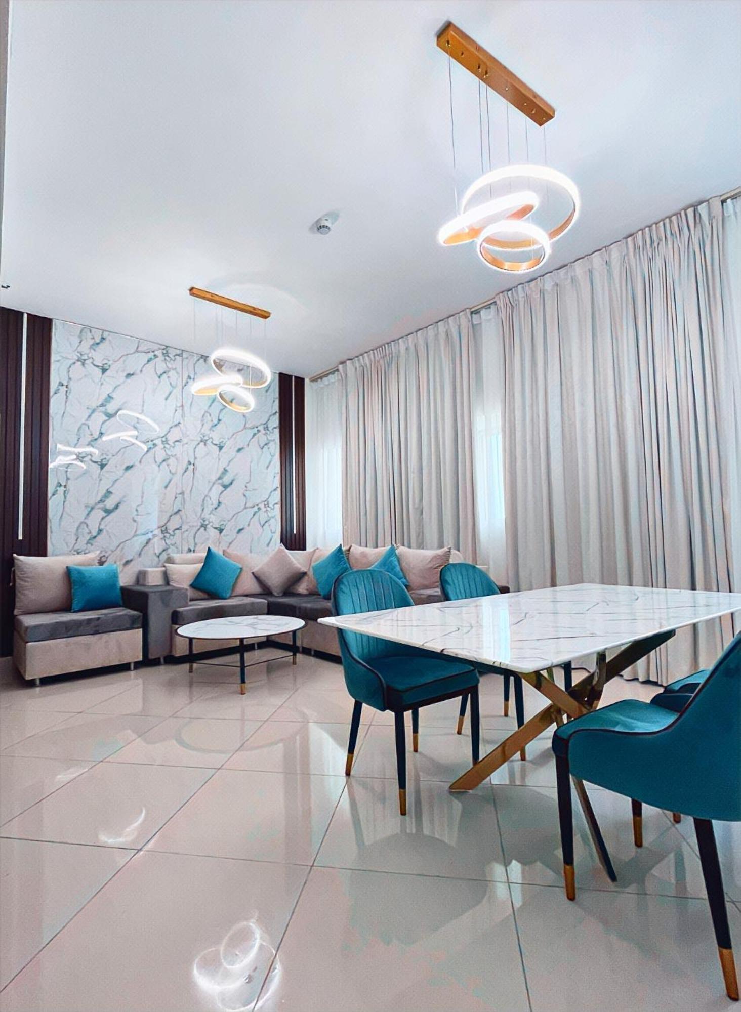 Jewellery Homes In Amwaj 4 With Direct Beach Access Dubai Exterior photo